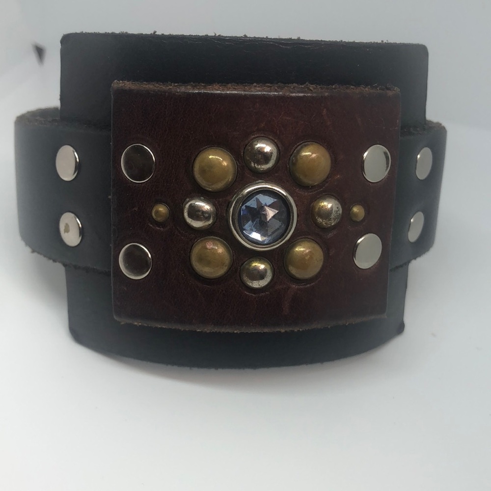 Leather cuff